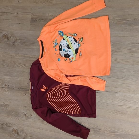 Boys Bundle - Size XS short and long sleeve shirts - Picture 2 of 3